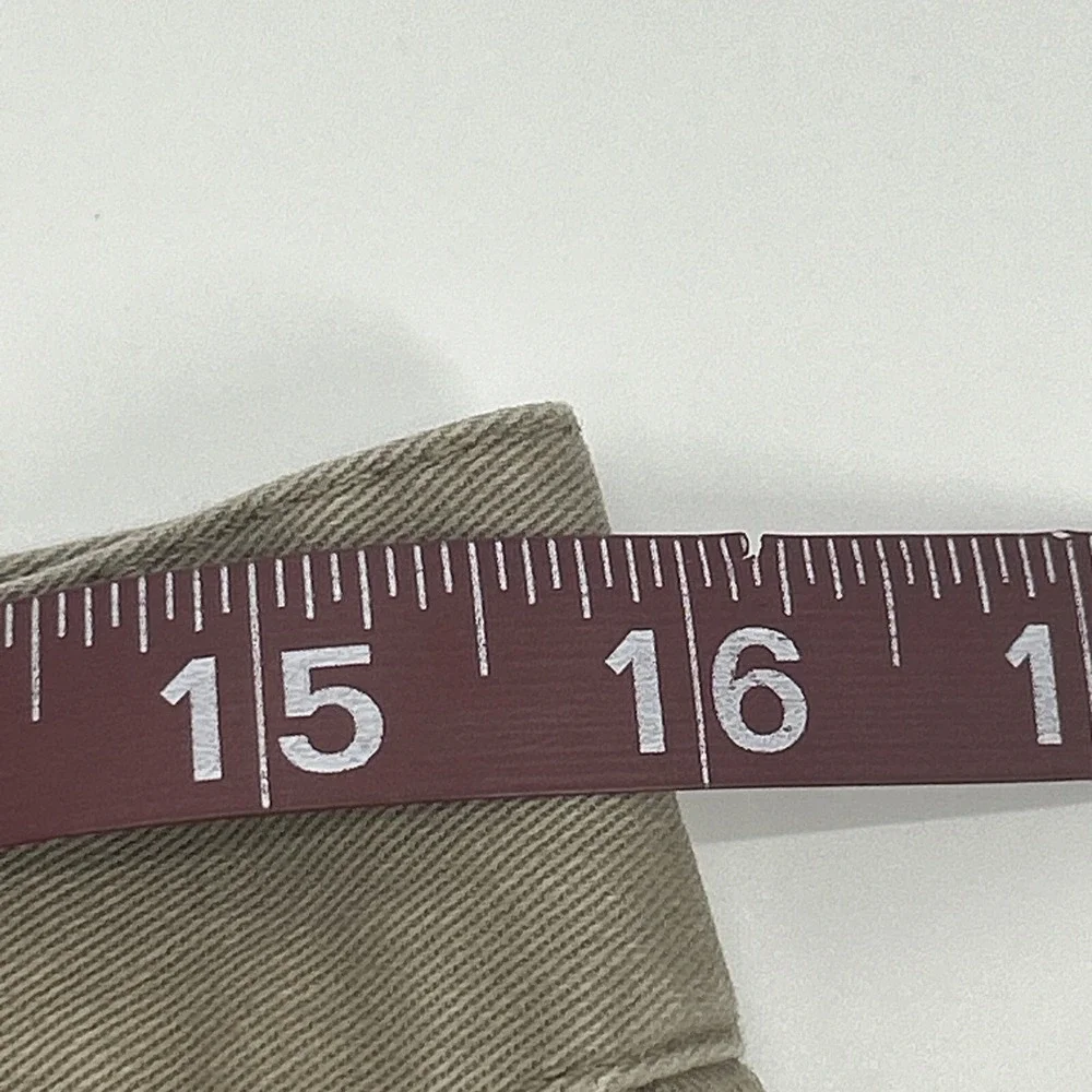 RVCA Shorts Men's Size 31 Beige Flat Front Chino Casual Pockets Week-End Stretch
